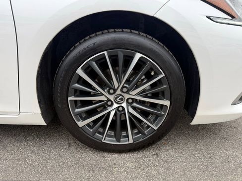 Used 2023 Lexus ES 350 w/ Premium Package image 26