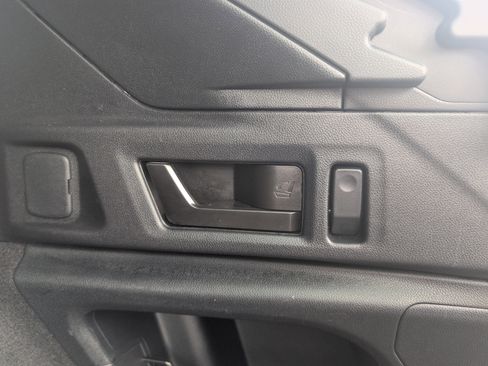 Used 2025 Subaru Outback Limited image 12