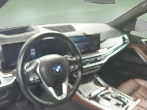 Used 2025 BMW X5 xDrive50e AWD/4WD image 16