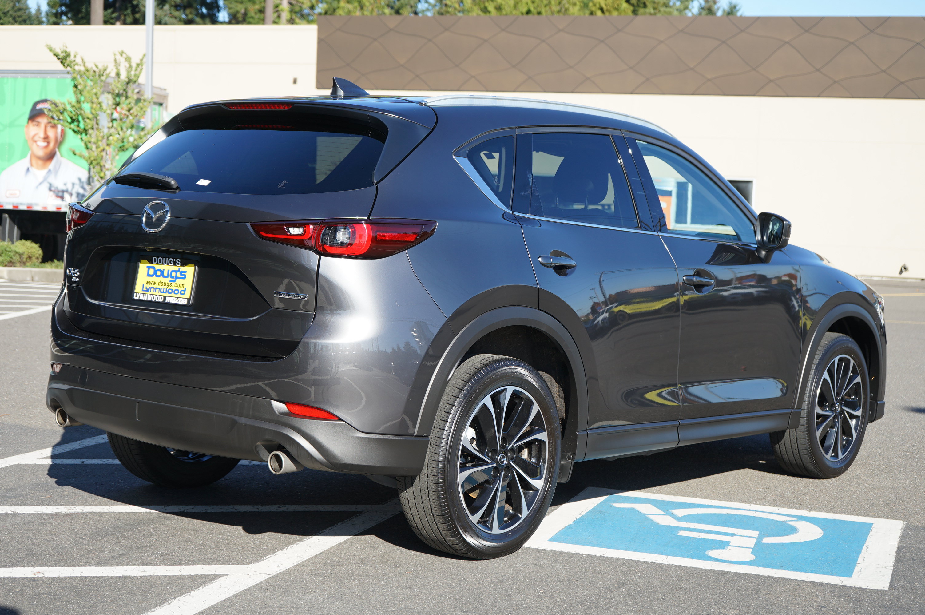 Used 2022 MAZDA CX-5 AWD 2.5 S w/ Premium Package image 3