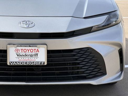 Certified 2025 Toyota Camry LE image 10