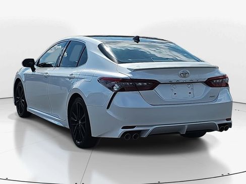 Used 2022 Toyota Camry XSE w/ Navigation Package image 7