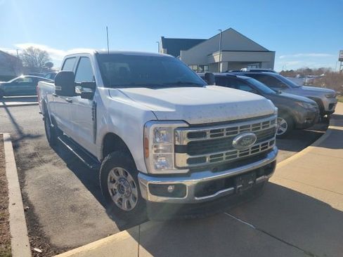 Used 2024 Ford F250 XLT image 5