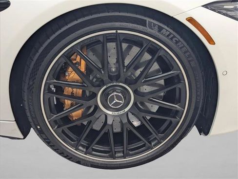 New 2026 Mercedes-Benz SL 63 AMG S e Performance 4MATIC image 9