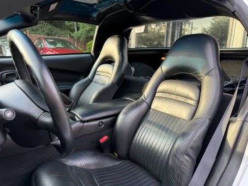 Used 1997 Chevrolet Corvette Coupe w/ Memory Pkg RWD image 14