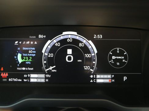 Used 2023 Toyota Tundra Platinum AWD/4WD image 34
