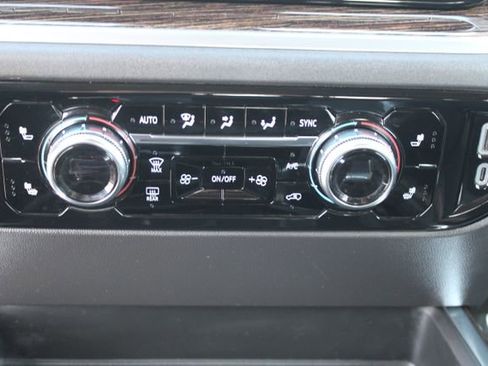 Used 2025 GMC Sierra 1500 Elevation w/ Preferred Package AWD/4WD image 38