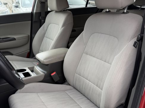 Used 2019 Kia Sportage LX FWD image 12