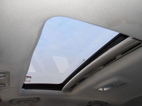 Used 2013 Chevrolet Cruze LTZ w/ Enhanced Safety Package image 5