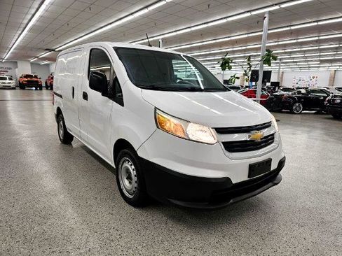 Used 2018 Chevrolet City Express LT image 3