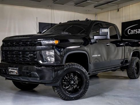 Used 2021 Chevrolet Silverado 2500 Custom w/ Custom Value Package AWD/4WD image 4
