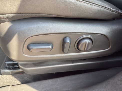 Used 2024 Buick Encore GX Sport Touring w/ Comfort Package image 11