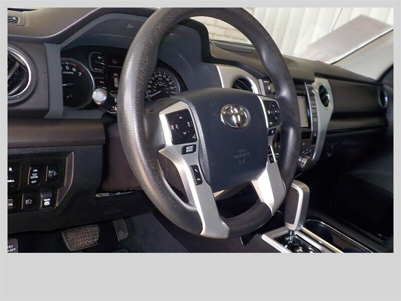 Used 2019 Toyota Tundra SR5 w/ SR5 Upgrade Package AWD/4WD image 6