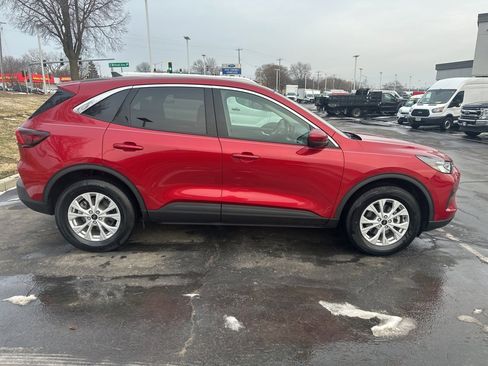 Used 2023 Ford Escape Active w/ Tech Pack #2 image 4