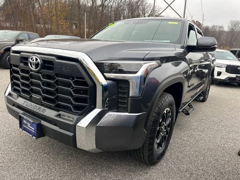 Used 2025 Toyota Tundra SR5 image 2