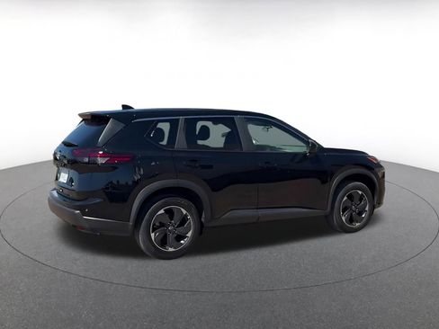 Used 2025 Nissan Rogue SV image 14