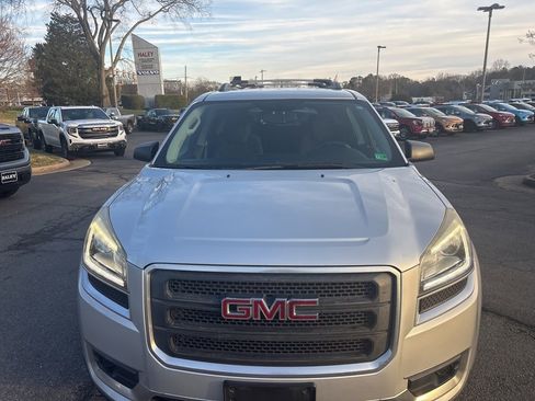 Used 2016 GMC Acadia SLE image 3