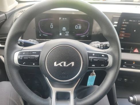 Certified 2025 Kia Sportage LX AWD/4WD image 20