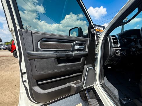 Used 2023 RAM 2500 Laramie image 27
