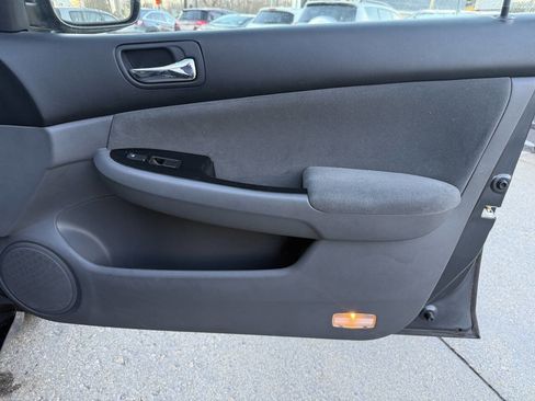 Used 2007 Honda Accord SE image 18