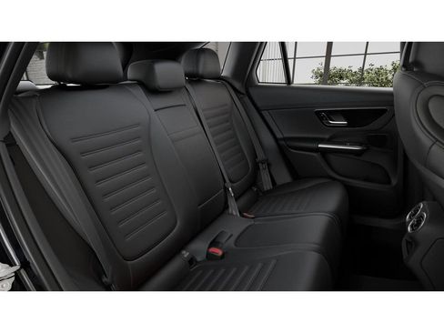 New 2026 Mercedes-Benz GLC 43 AMG 4MATIC image 5