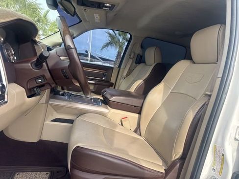 Used 2018 RAM 3500 Laramie Longhorn w/ Longhorn Southfork Package image 19