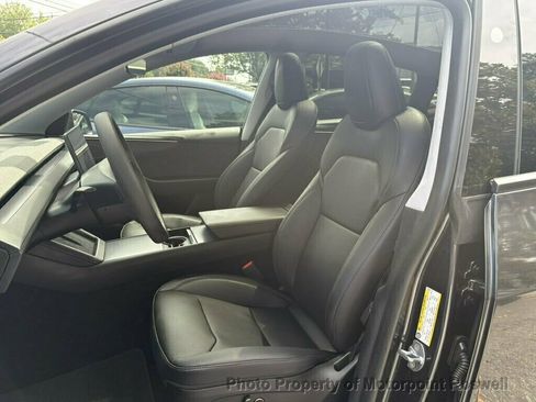 Used 2026 Tesla Model Y Long Range RWD image 13