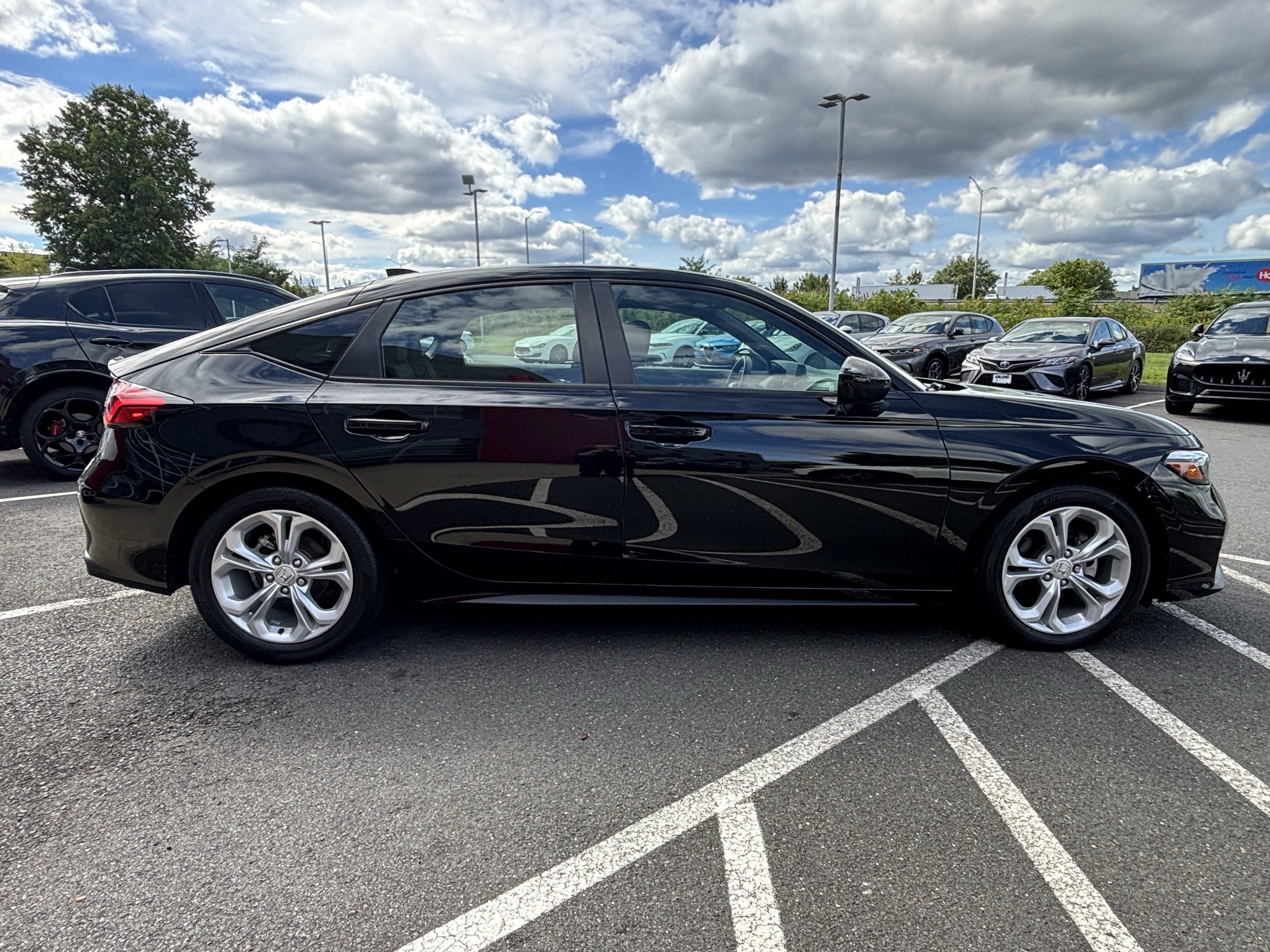 Used 2025 Honda Civic Sport image 8