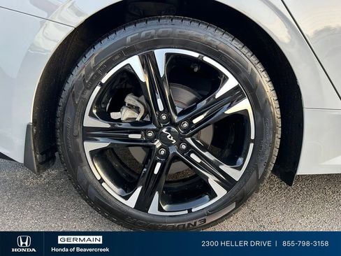 Used 2023 Kia K5 GT-Line AWD/4WD image 10