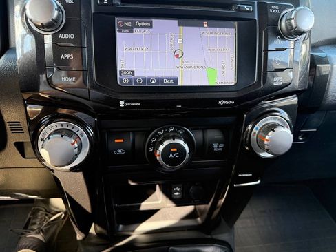 Used 2014 Toyota 4Runner Trail AWD/4WD image 67