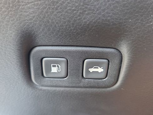 Used 2005 Chevrolet Corvette Coupe RWD image 20