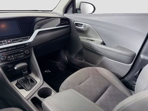Used 2022 Kia Niro LX FWD image 21