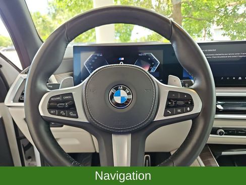 Used 2025 BMW X5 xDrive40i w/ M Sport Package AWD/4WD image 10