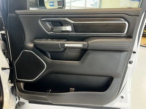 Used 2022 RAM 1500 Laramie w/ Off Road Group image 27