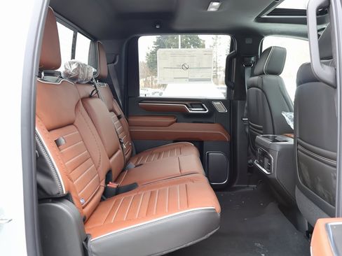 New 2026 GMC Sierra 3500 Denali Ultimate image 43