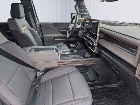 Certified 2024 GMC Hummer EV 3X w/ Extreme Off-Road Package image 8