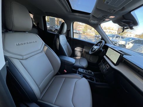 New 2025 Ford Maverick Lariat w/ 4K Tow Package image 26