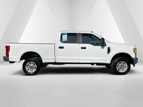 Used 2017 Ford F350 XL image 9