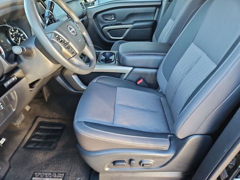 Certified 2024 Nissan Titan SV w/ SV Bronze Edition Package image 18