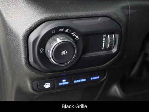 Used 2023 Jeep Wrangler Unlimited w/ Cold Weather Group AWD/4WD image 22