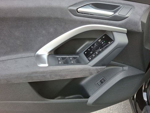 New 2025 Audi SQ5 Premium Plus image 10