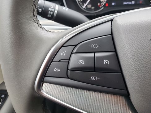 Certified 2024 Cadillac XT5 Premium Luxury w/ LPO, Floor Liner Package AWD/4WD image 27