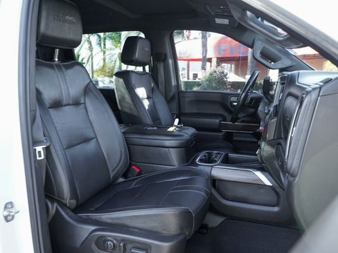 Used 2022 Chevrolet Silverado 2500 High Country w/ Z71 Off-Road Package image 40