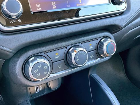 New 2025 Nissan Versa S image 20