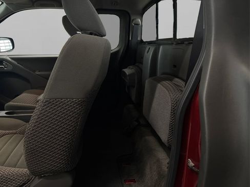 Used 2016 Nissan Frontier SV w/ SV Value Truck Package image 10