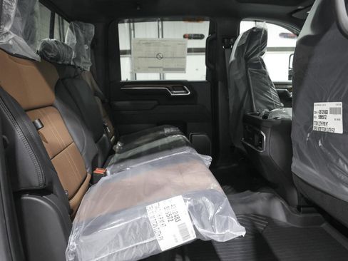 Used 2025 Chevrolet Silverado 2500 High Country w/ Technology Package image 59