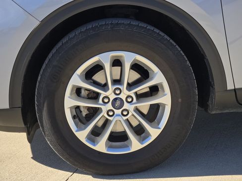 Used 2022 Ford Escape SE w/ Cold Weather Package image 13