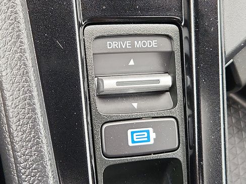 Used 2024 Honda Accord Sport image 25