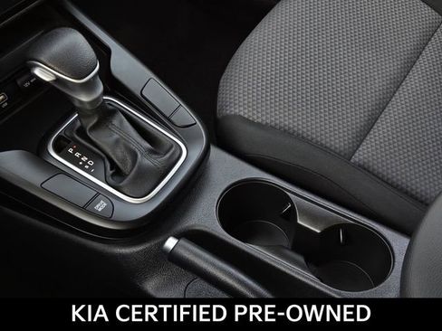 Certified 2025 Kia Soul LX w/ LX Technology Package FWD image 24