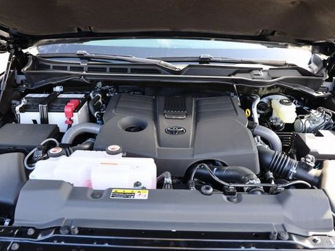 New 2026 Toyota Tundra SR5 image 25